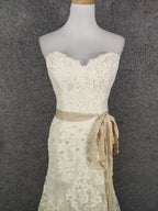 Elegant Champagne Off-White Sweetheart Neck Lace Train Classy Prom Dress