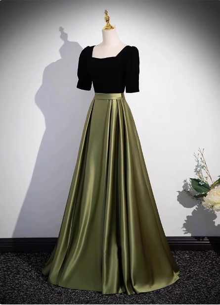 Elegant Color Block Black & Green Square Neck Short Sleeve Velvet Satin Long Classy Prom Dress Main image