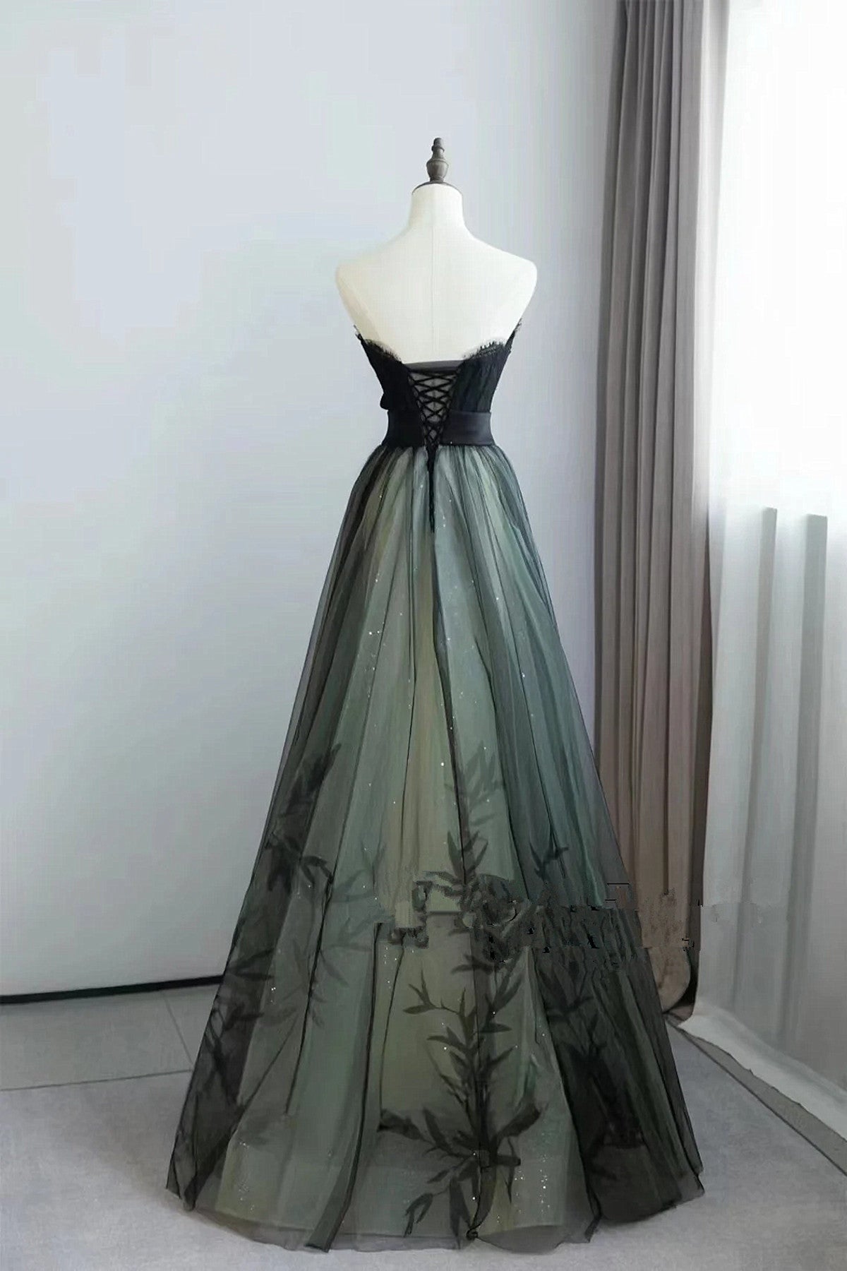 Elegant Green And Black A-Line Long Classy Dress, Tulle With Lace Classy Prom Dress