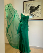 Elegant Green Deep V-Neck Chiffon Long Classy Prom Dress