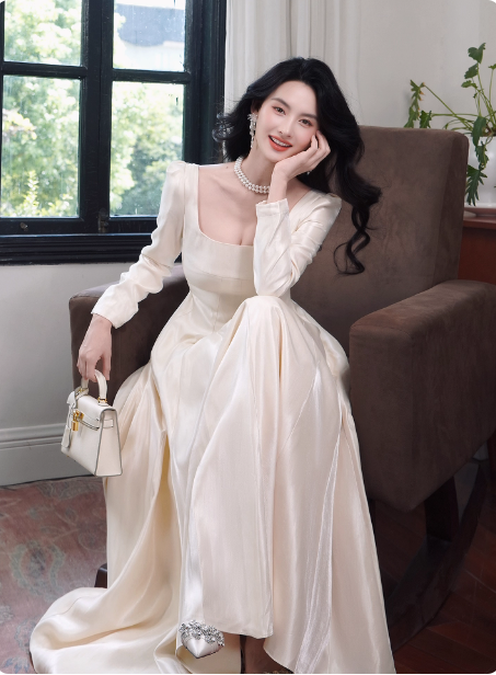 Elegant Ivory A-Line Square Neck Long-Sleeve Satin Long Classy Prom Dress
