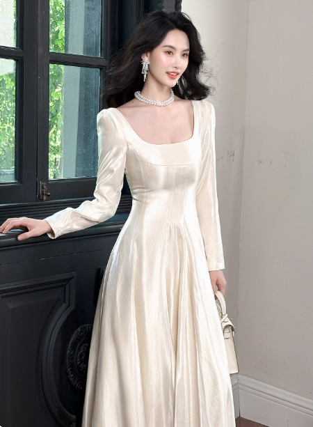 Elegant Ivory A-Line Square Neck Long-Sleeve Satin Long Classy Prom Dress