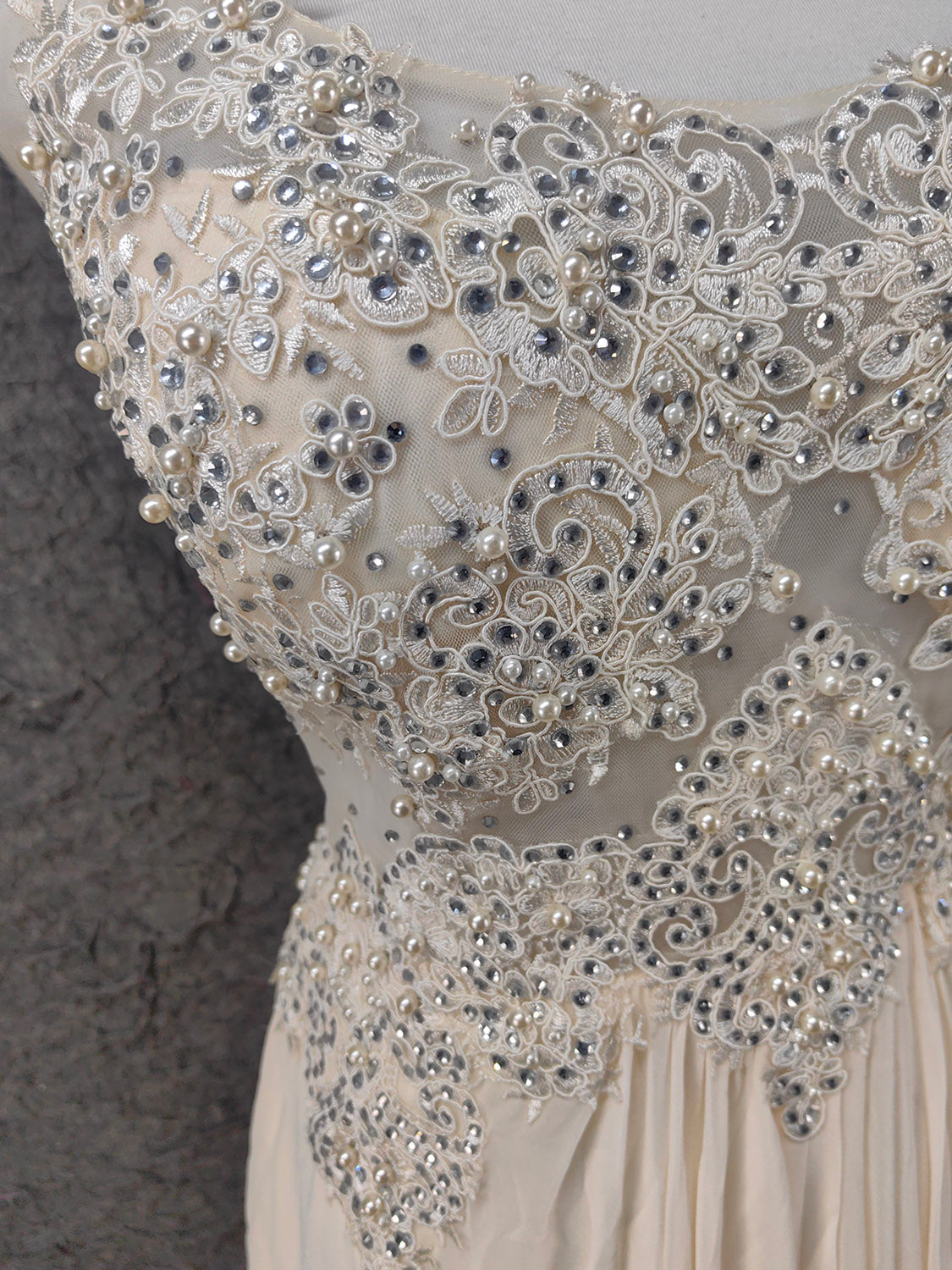 Elegant Ivory Cap-Sleeve Pearl Lace Chiffon Long Classy Prom Dress