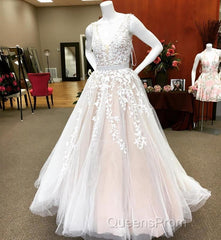Elegant Ivory Lace Embroidery Champagne Tulle Wedding Dress V Neck