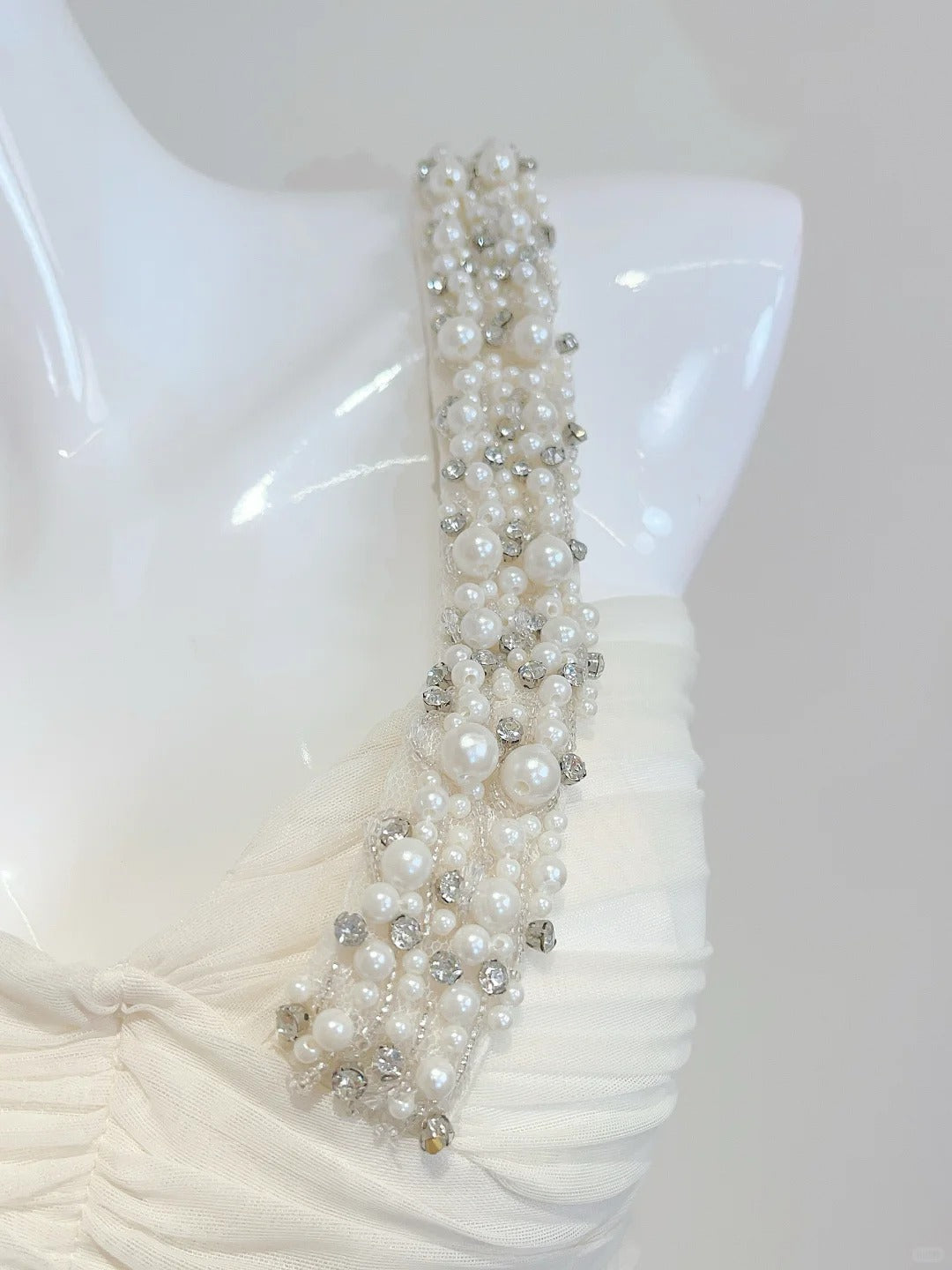 Elegant Ivory Mermaid One-Shoulder Neckline Pearl Rhinestone Satin Long Classy Prom Dress Bridesmaid Dress
