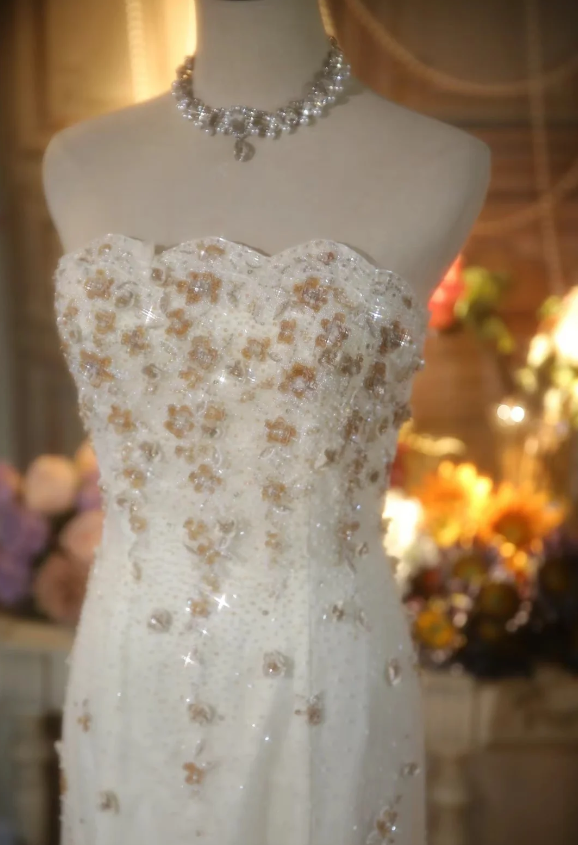 Elegant Ivory Strapless Beaded Floral Tulle Train Long Classy Prom Dress