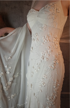 Elegant Ivory Mermaid V-Neck Thin Straps 3D Floral Chiffon Long Classy Prom Dress