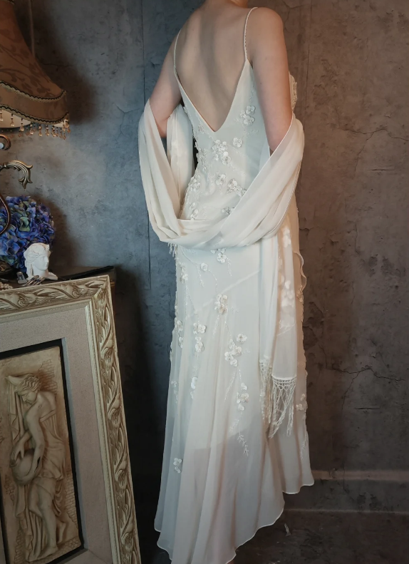 Elegant Ivory Mermaid V-Neck Thin Straps 3D Floral Chiffon Long Classy Prom Dress