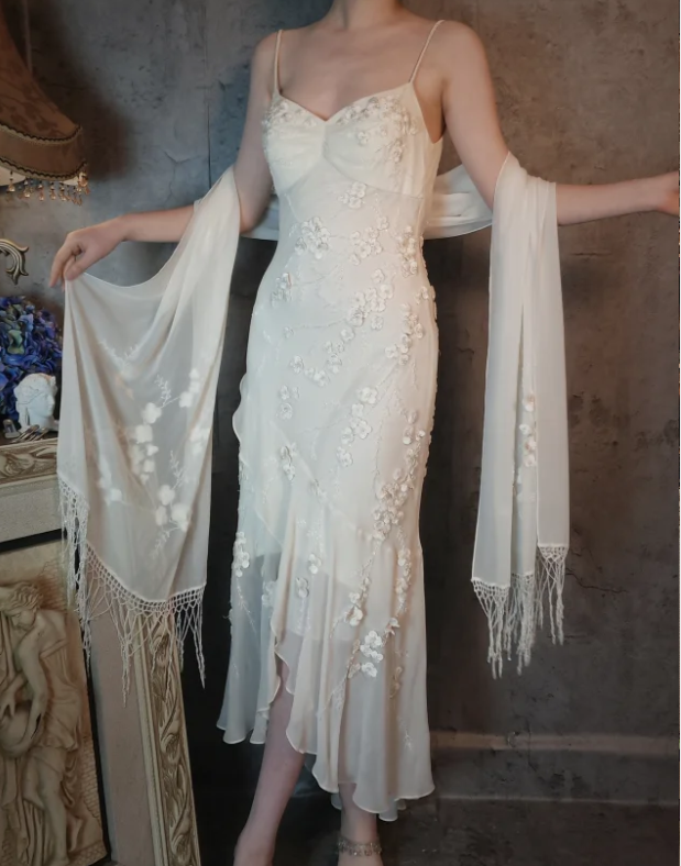 Elegant Ivory Mermaid V-Neck Thin Straps 3D Floral Chiffon Long Classy Prom Dress Main image