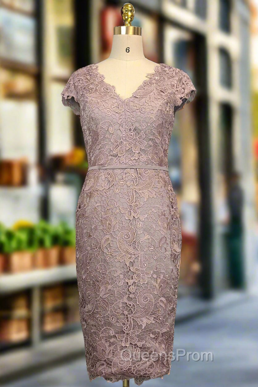 Elegant Lace V-neck Cap Sleeves Mother of the Bride Dress with Sash Main image
