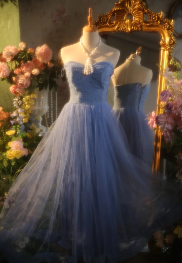 Elegant Light Blue A-Line Sweetheart Neckline Lace Tulle Long Classy Prom Dress