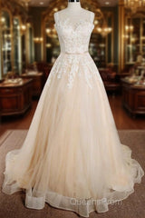 Elegant Long A-line Appliques Lace Tulle Wedding Dress