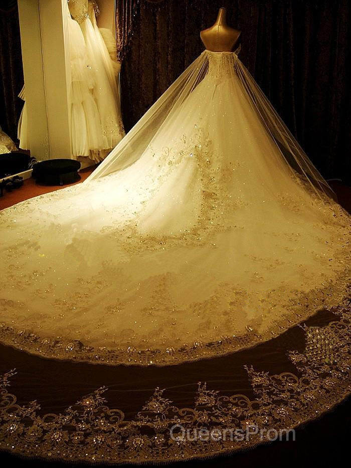 Elegant Long A Line Sweetheart Appliques Crystal Beading Wedding Dress Secondary image