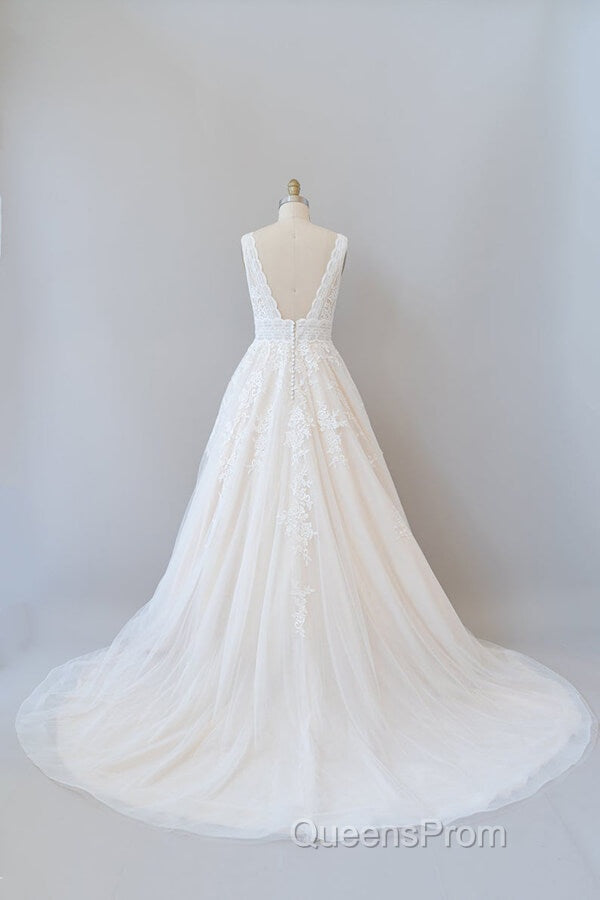 Elegant Long A-line V-neck Appliques Lace Tulle Backless Wedding Dress Secondary image