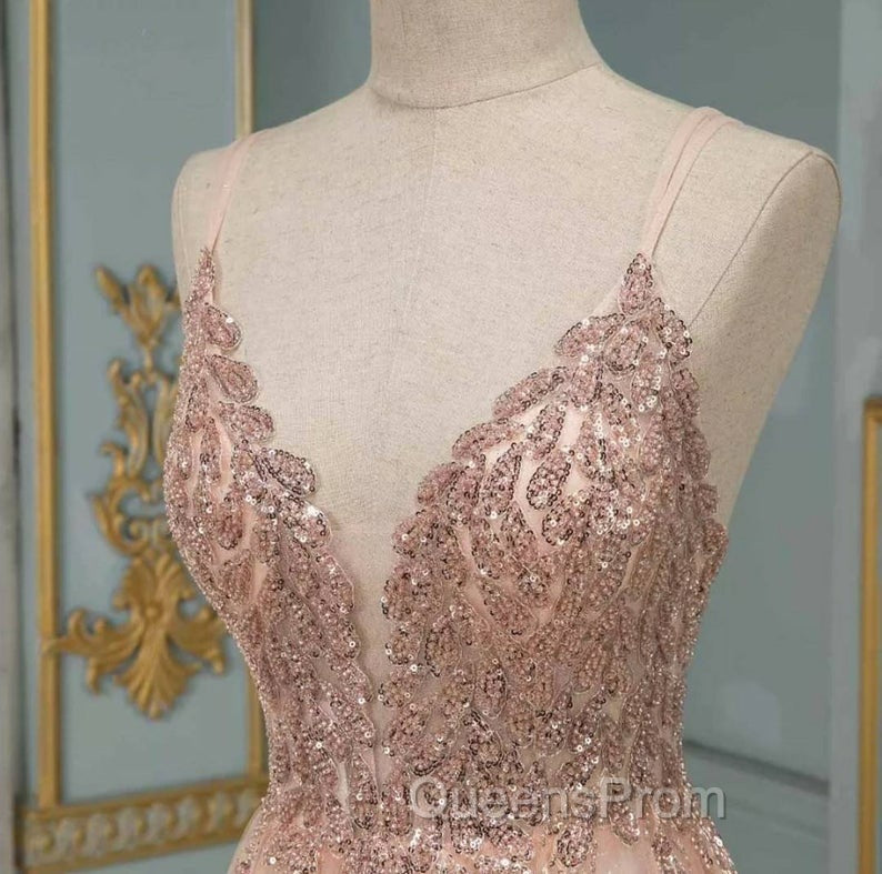 Elegant Long A-line V-neck Sequins Tulle Backless Evening Prom Dress
