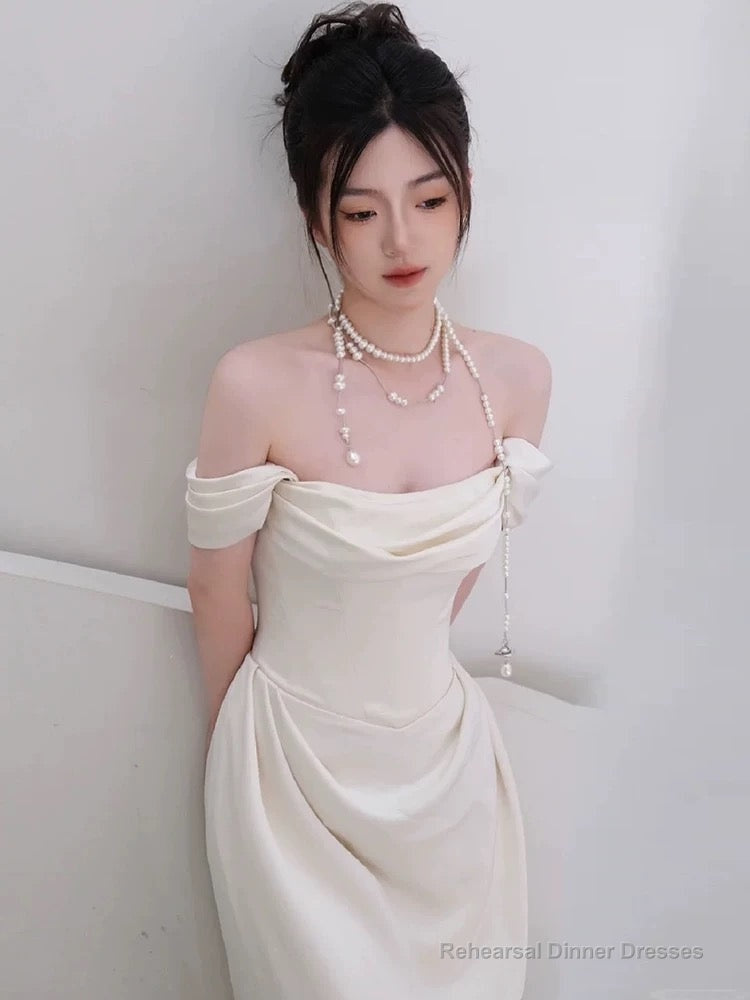 Elegant Mermaid Off The Shoulder Ivory Wedding Dresses With Train Bridal Gowns Secondary image