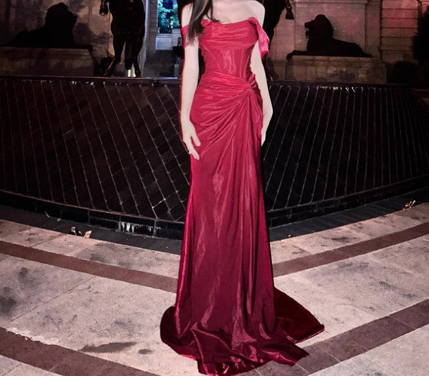 Elegant Pleated Satin Classy Mermaid Classy Evening Dress,Fahsion Graudation Classy Prom Dress With Off-The-Shoulder