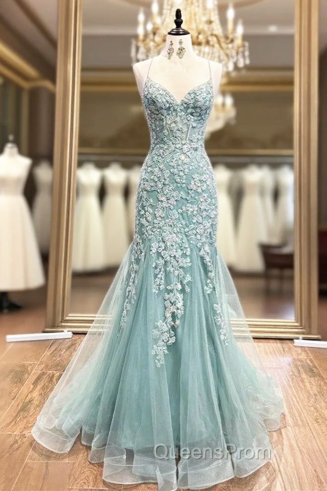 Elegant Mermaid V-neck Applique Tulle Long Ball Gown Main image
