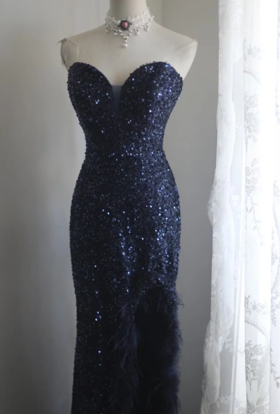 Elegant Navy Blue Mermaid Heart-Shaped Neckline Feather Sequined Long Classy Prom Dress