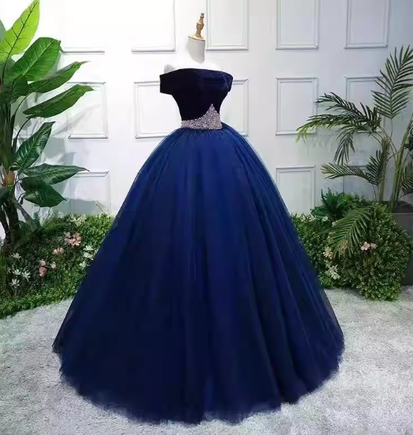Elegant Navy Blue Off-The-Shoulder Velvet Tulle Ball Gown Prom Dress Sweet 16 Dress