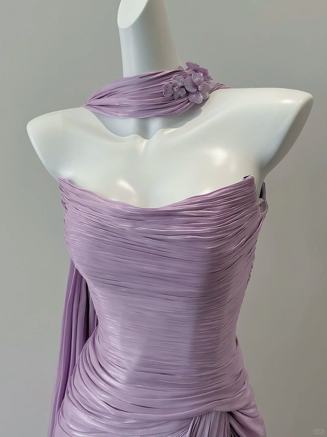 Elegant Purple Fitted Strapless Pleated Satin Long Classy Prom Dress