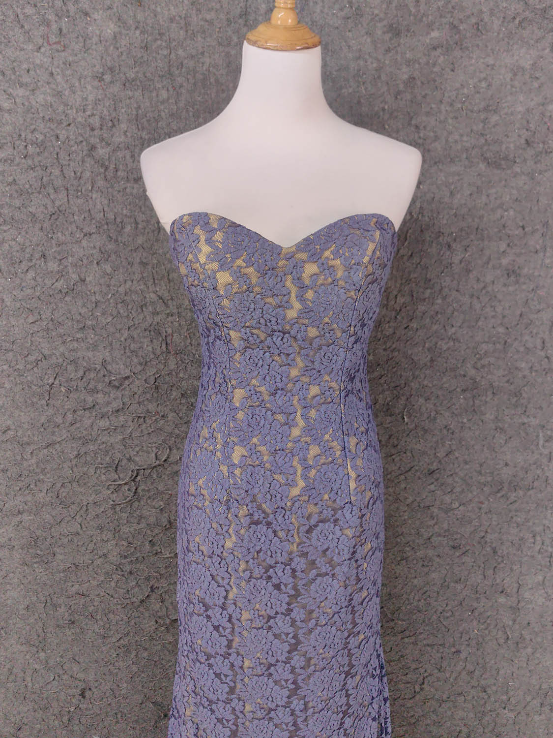 Elegant Purple Sweetheart Neck Split Lace Long Classy Prom Dress Secondary image