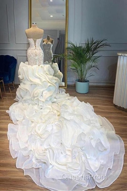 Elegant Sweetheart Lace Up Crystal Mermaid Wedding Dress Secondary image