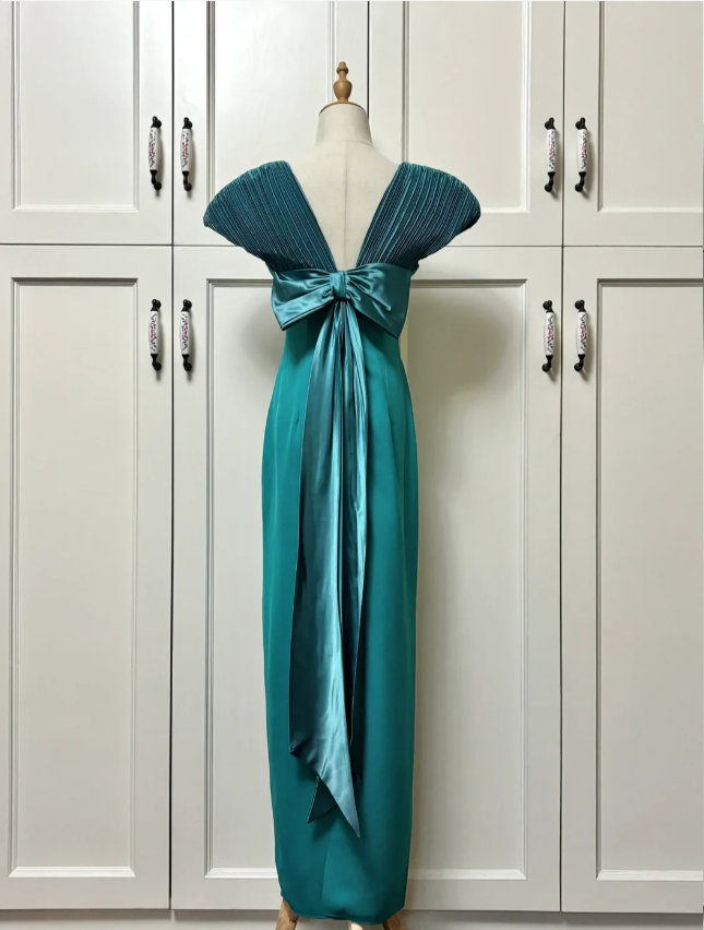 Elegant Teal Bow Fitted Satin Long Classy Prom Dress