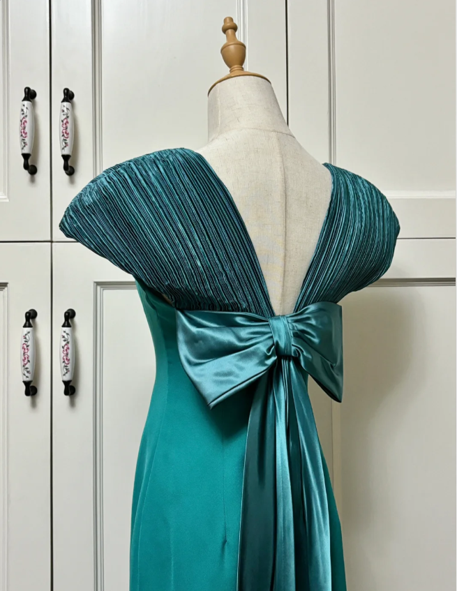 Elegant Teal Bow Fitted Satin Long Classy Prom Dress