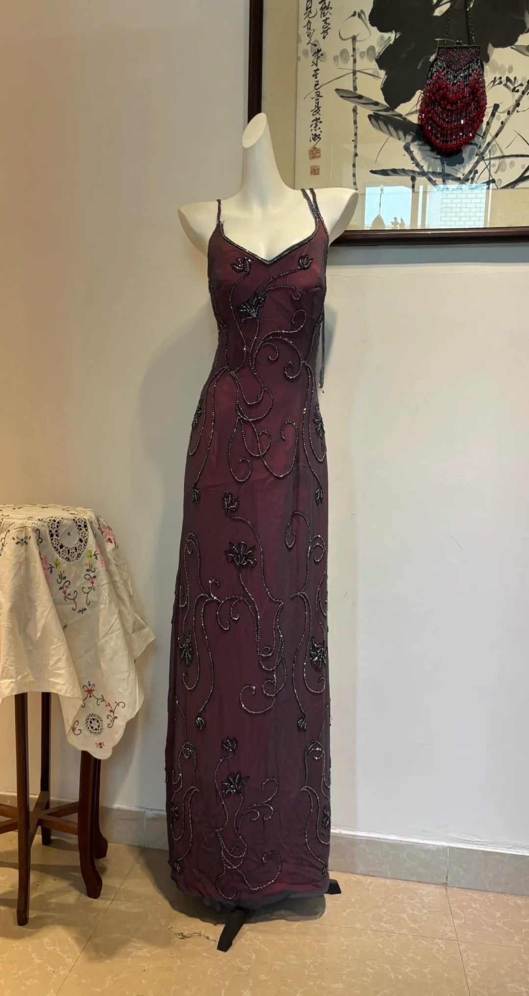 Elegant Vintage Burgundy Beaded Floral Crossover Backless Satin Long Classy Prom Dress Main image