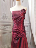 Elegant Vintage Burgundy Strapless Ruched Satin Long Classy Prom Dress