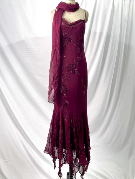 Elegant Vintage Burgundy Beaded Embroidery Thin Strap Mermaid Chiffon Long Classy Prom Dress Main image