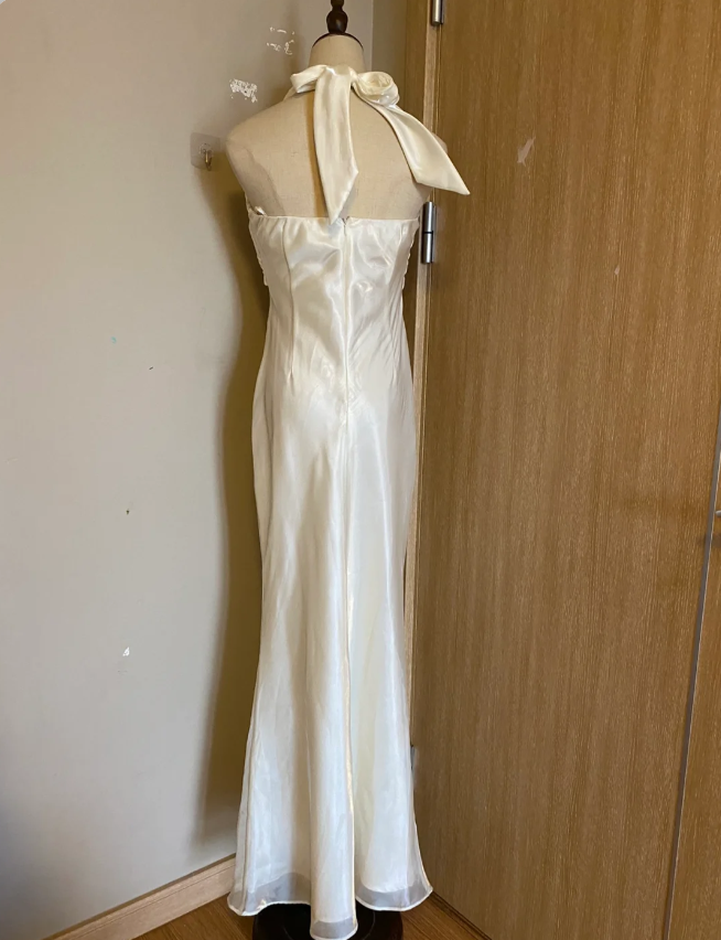 Elegant White Mermaid Halter Neck Satin Long Classy Prom Dress