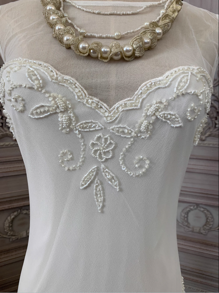 Elegant White Mermaid Sleeveless Beaded Chiffon Long Classy Prom Dress