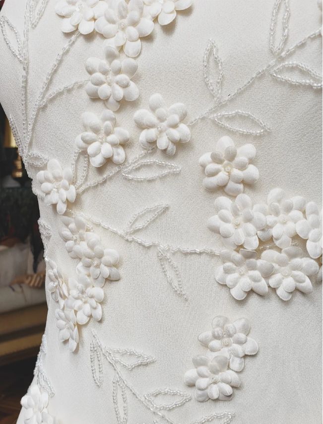 Elegant White Mermaid Spaghetti Strap U-Neck 3D Foral Embroidery Chiffon Classy Prom Dress