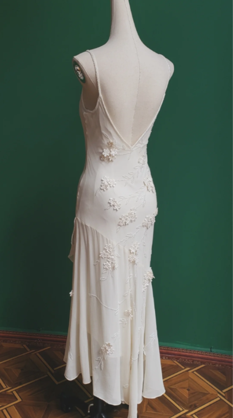 Elegant White Mermaid Spaghetti Strap U-Neck 3D Foral Embroidery Chiffon Classy Prom Dress