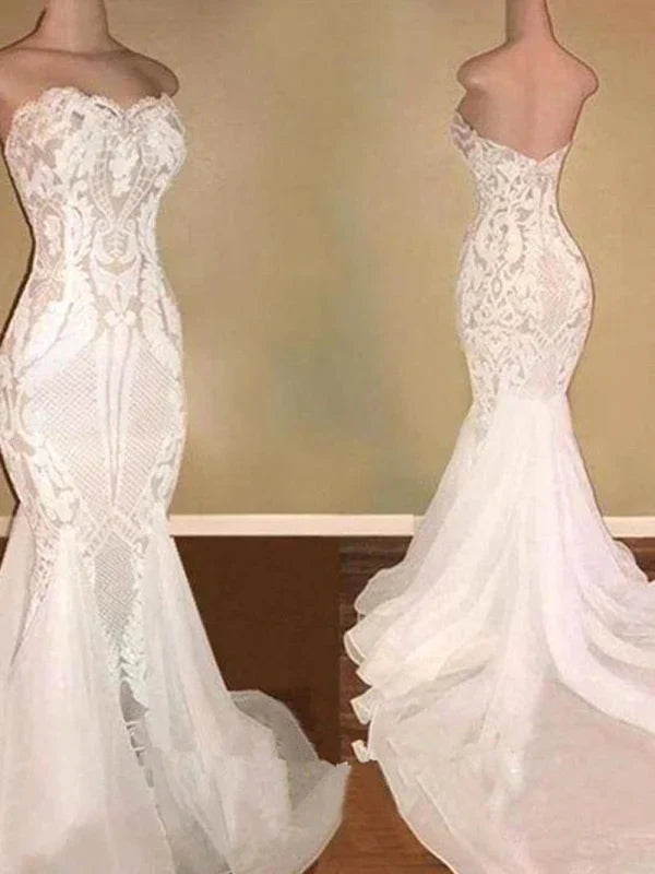 Elegant White V-Neck Mermaid Lace Wedding Dress Secondary image