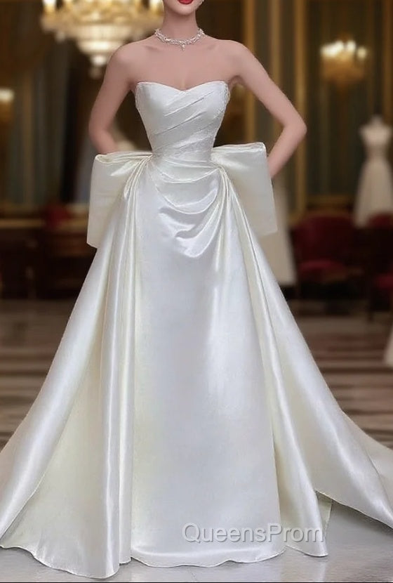 Elegant White Wedding Dress With Train Mermaid Bridal Gowns Main image