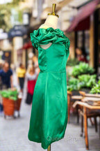 Emerald Green Sheath/Column Off-the-Shoulder Sleeveless Satin Short/Mini Homecoming Dress With Ruffles