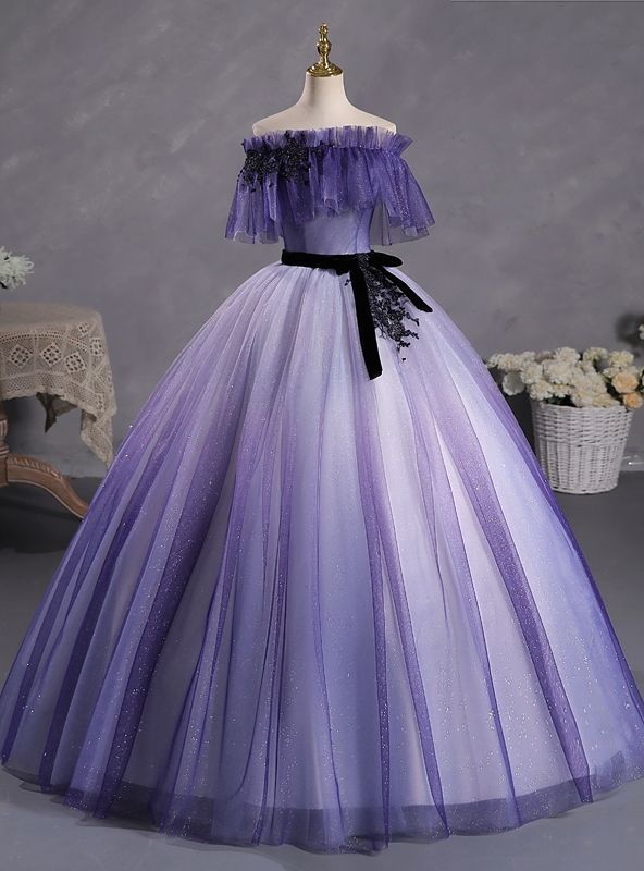 Exquisite Long Ball Gown Main image