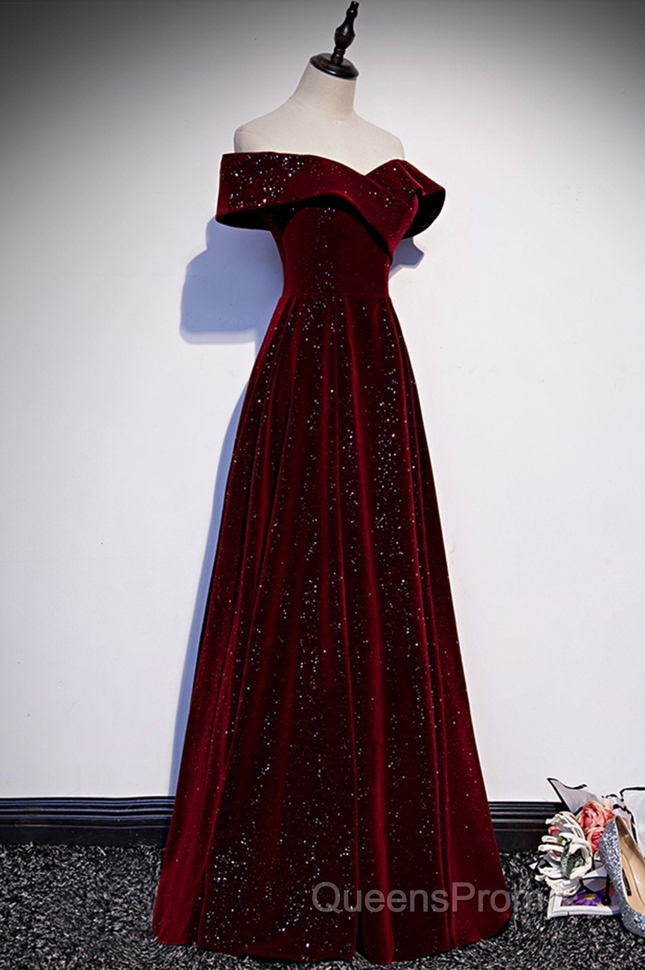 Burgundy velvet long A ling Evening Prom Dress evening Dress Secondary image