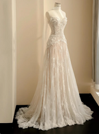 Flowing Lace Sweetheart Neckline A-Line Tulle Wedding Dress
