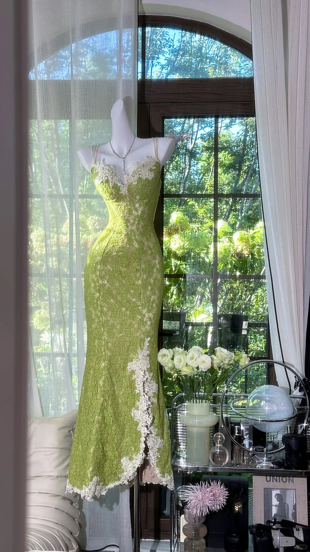 Fresh Green Mermaid Strapless Backless Criss-Cross Lace Long Classy Prom Dress