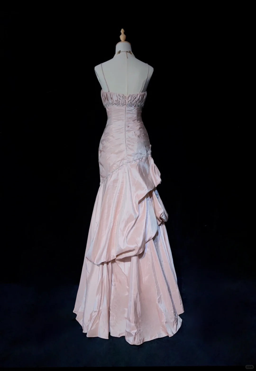 Sweet Spaghetti Straps Mermaid Classy Evening Dress Pink Satin Layered Pleated Classy Prom Dress With Beading