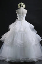 Glamorous Ball Gown Sweetheart Organza Wedding Dress With Lace