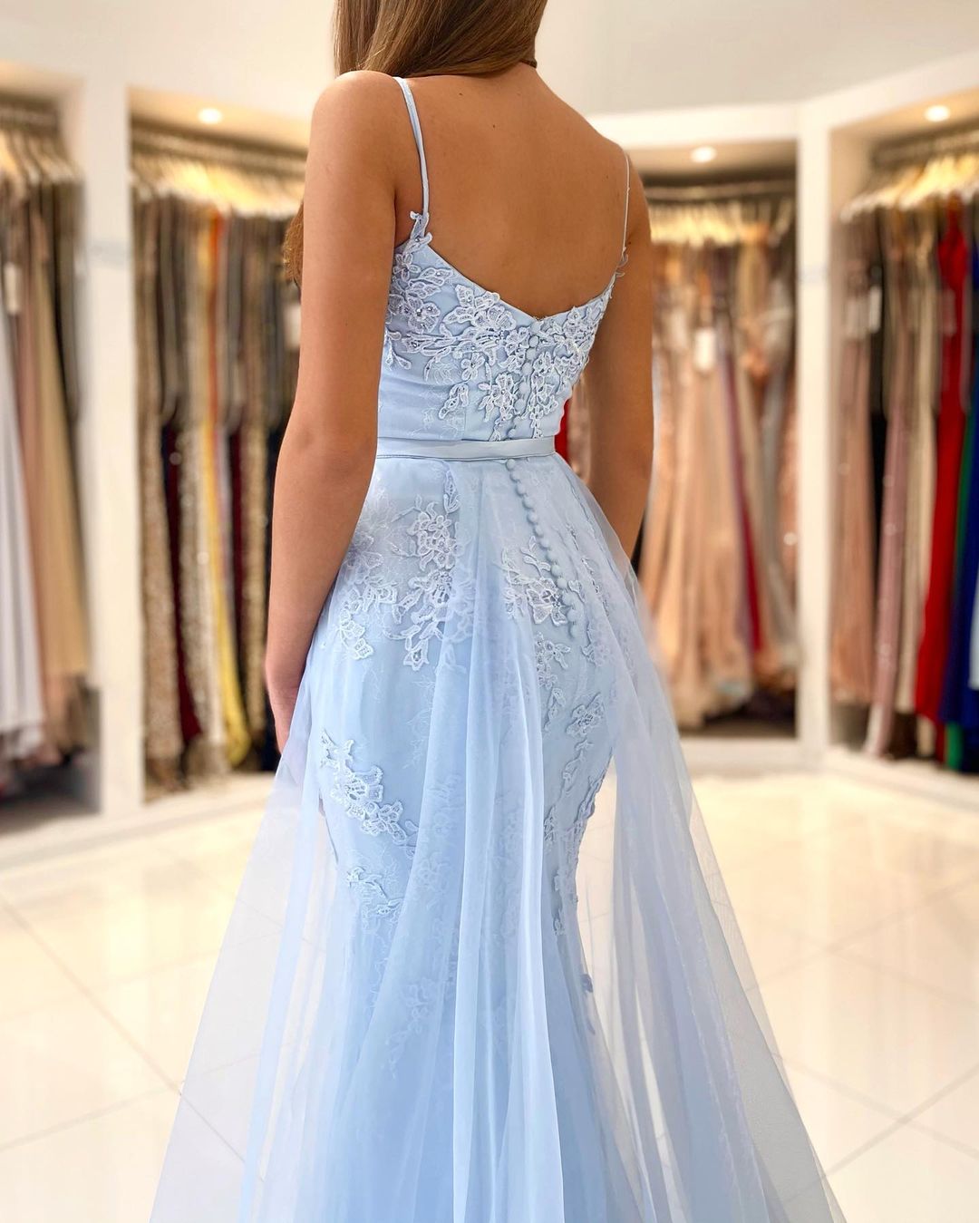 Glamorous Spaghetti-Straps Mermaid Evening Dress With Lace Appliques Ruffles Secondary image