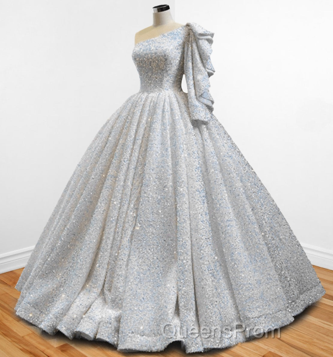 Glitter White Sequined One Shoulder Ball Gown Quinceanera Dress Secondary image
