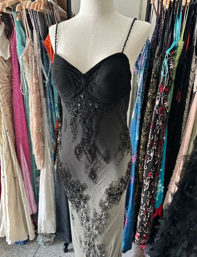 Gorgeous Black And Gray Gradient Beaded Chiffon Long Classy Prom Dress
