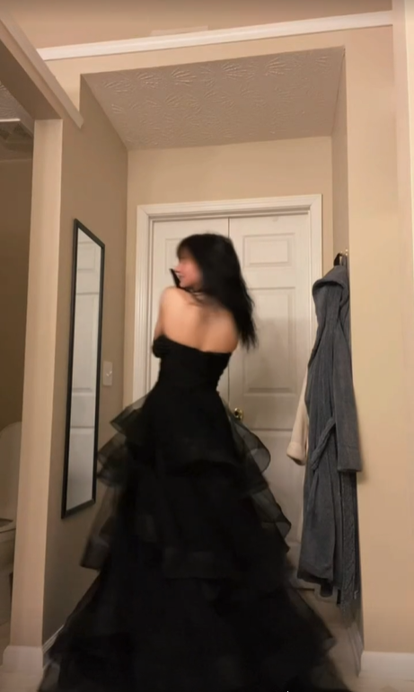 Princess A Line Sweetheart Neck Black Tiered Tulle Long Classy Prom Dress Classy Evening Dress
