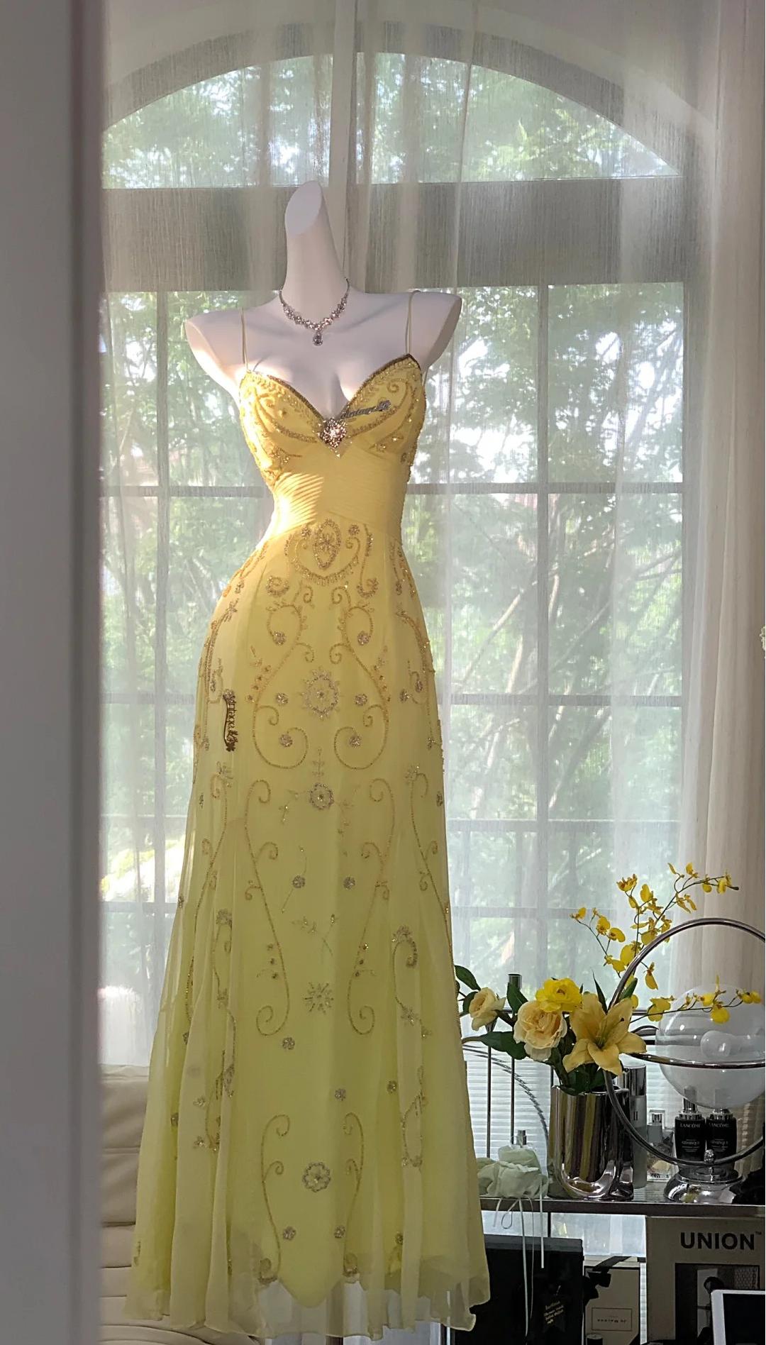 Gorgeous Butter Yellow Spaghetti Straps A-Line Tulle Beaded Long Classy Prom Dress Backless Classy Evening Gowns Secondary image